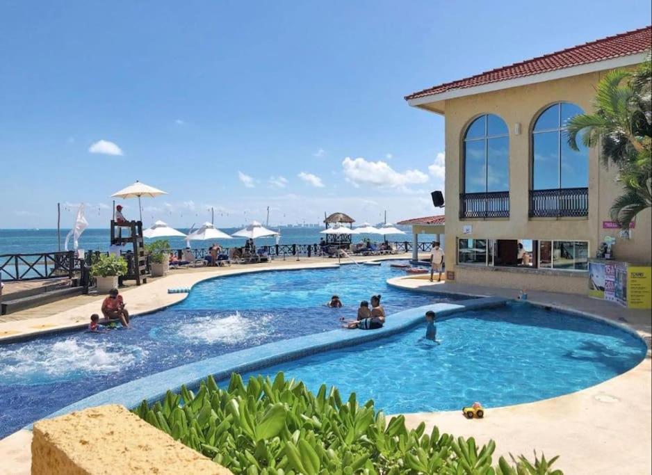 Punta Me Apartment Beach Front In The Hotel & Waterpark Cancun Dış mekan fotoğraf