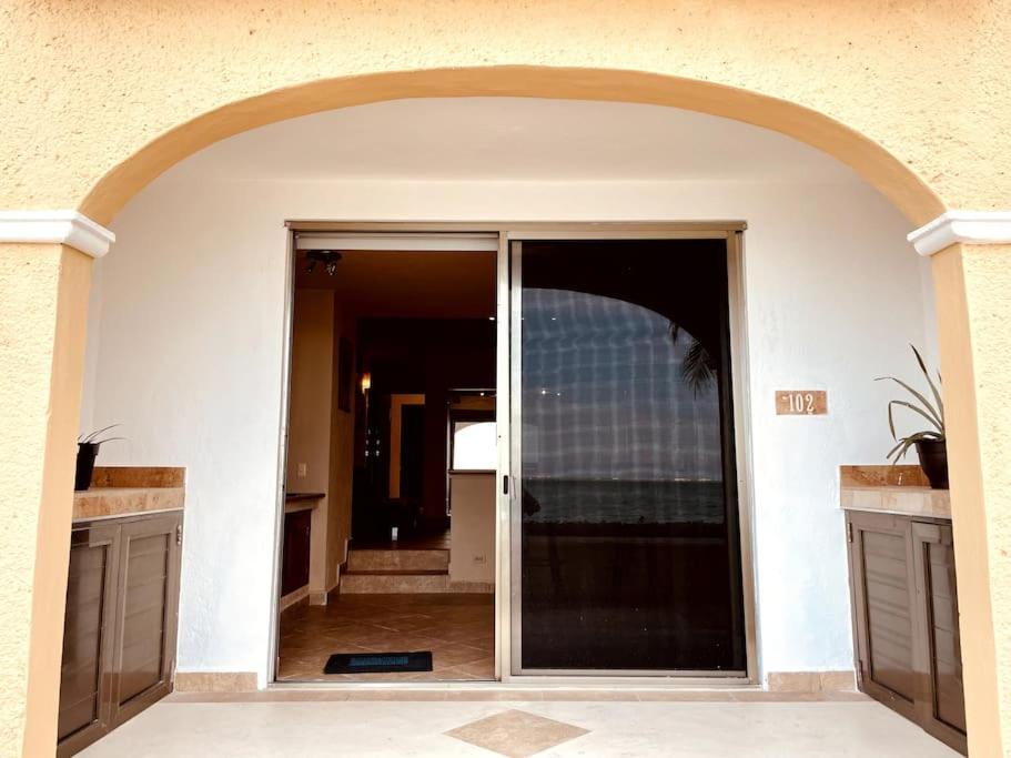 Punta Me Apartment Beach Front In The Hotel & Waterpark Cancun Dış mekan fotoğraf